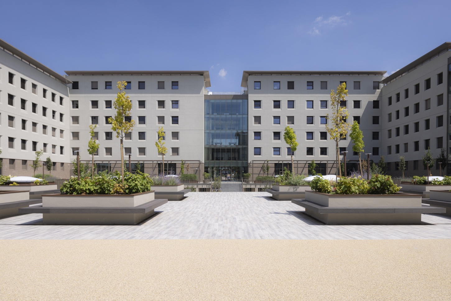 Collegiate Milan North - Upper Courtyard