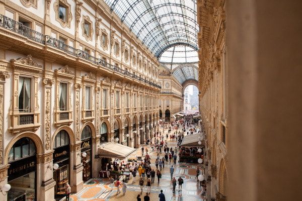 Negozi economici milano centro