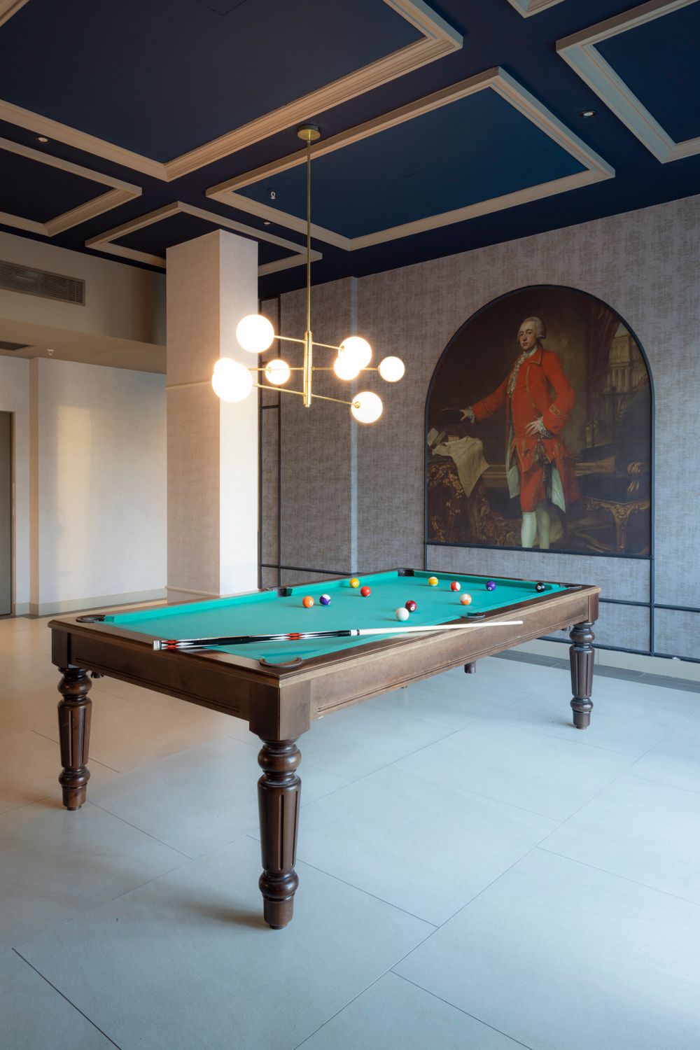 Collegiate Milan North - Lounge North Pool Table
