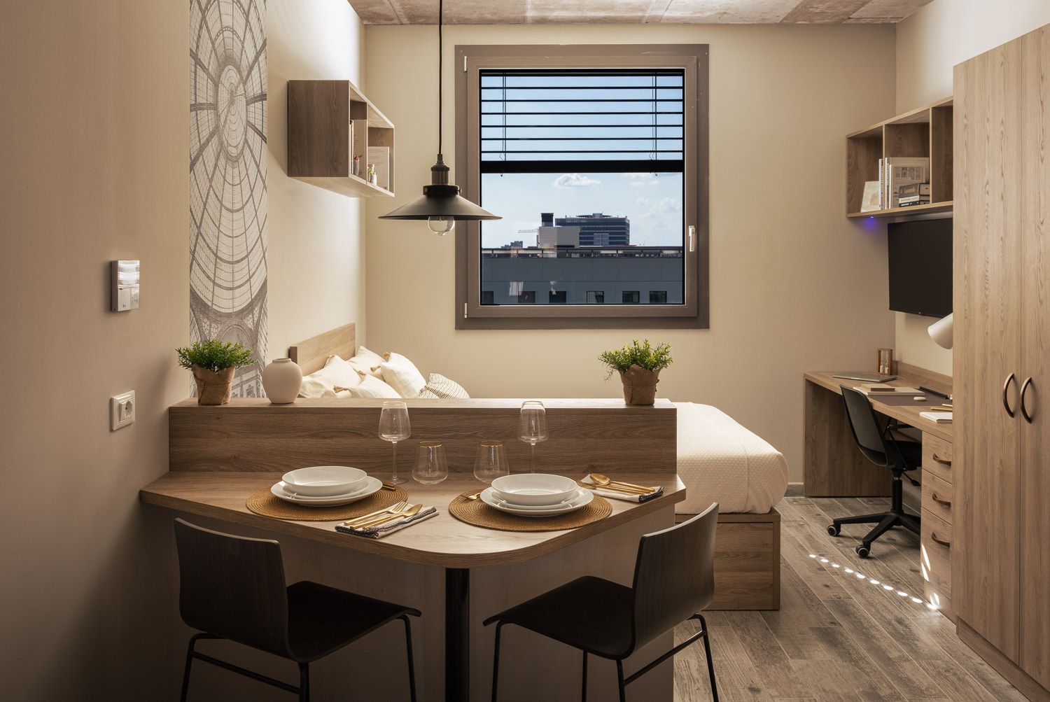 Collegiate Milan North - Penthouse Apartment