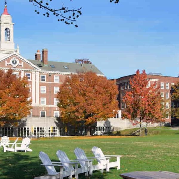 choosing student residence hall